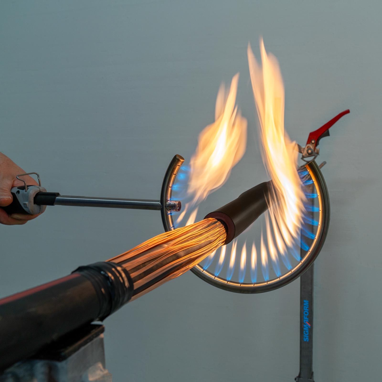 • W-RING-OF-FIRE • Schrumpfbrenner